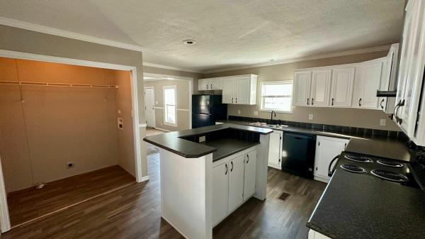 2015 Clayton Homes Inc Mobile Home For Sale