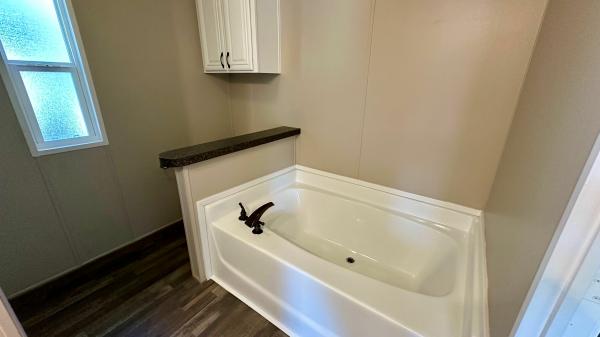 2015 Clayton Homes Inc Mobile Home For Sale
