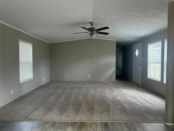 2007 Clayton Homes Inc Mobile Home For Sale