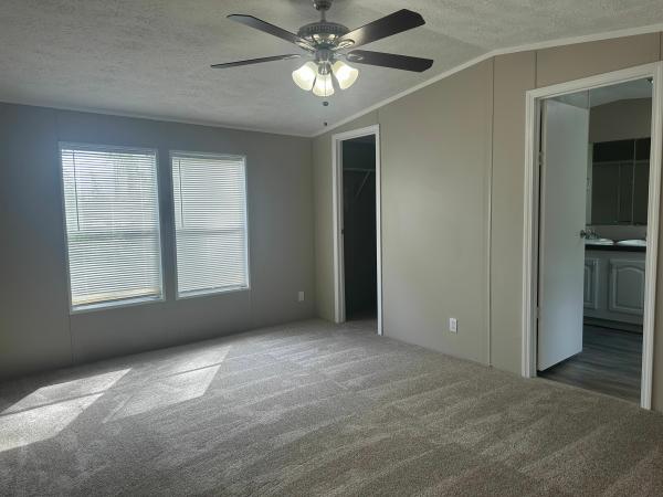 2007 Clayton Homes Inc Mobile Home For Sale