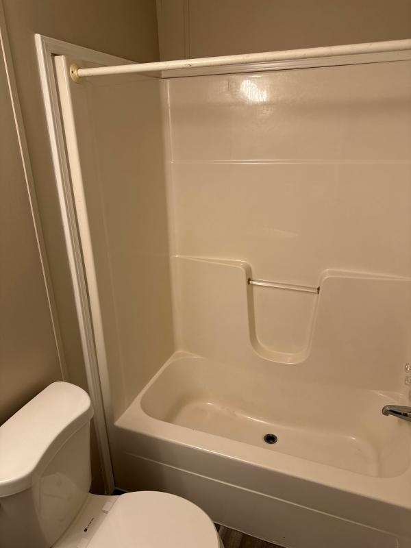 1995 Clayton Homes Inc Mobile Home For Sale