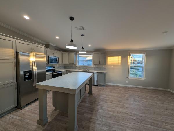 2023 Palm Harbor 340L28523D Mobile Home