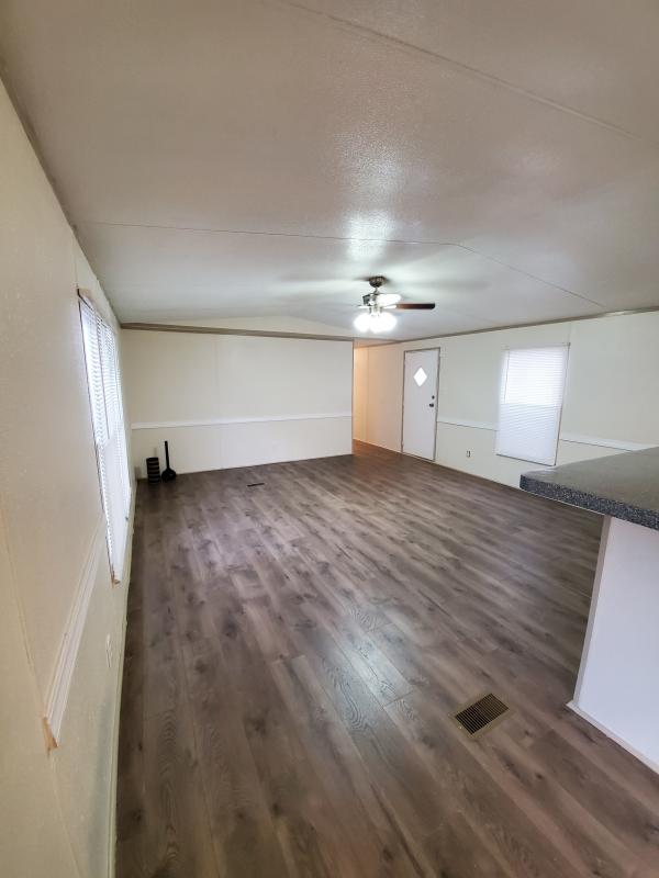 1994 Clayton Homes Inc Mobile Home For Sale