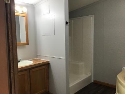 Photo 4 of 12 of home located at 62430 Locust Rd Lot 84 South Bend, IN 46614