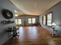 1992 Parkwood N/A Mobile Home
