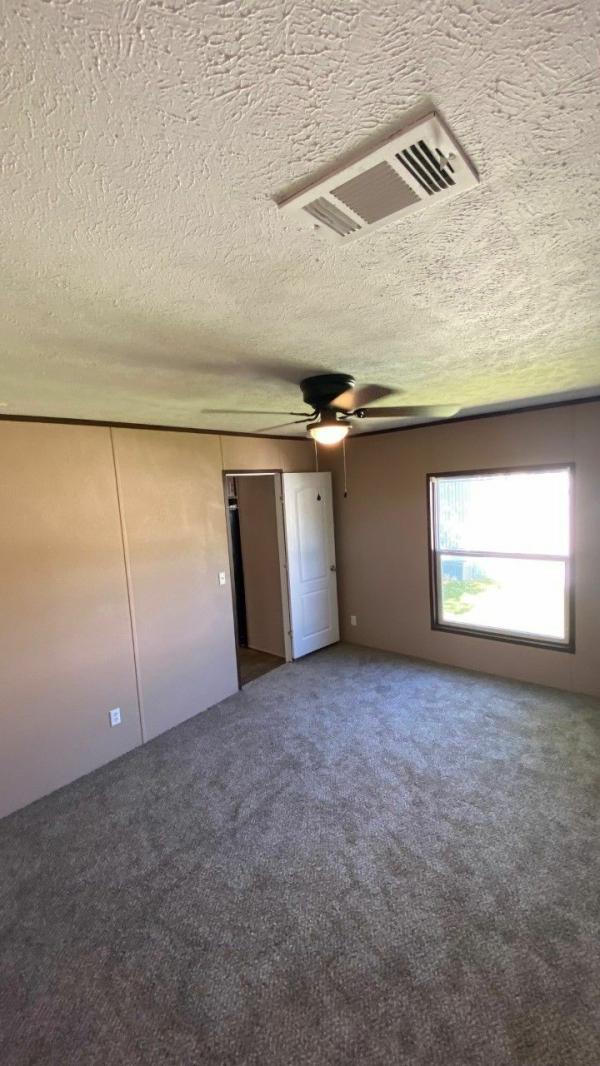 2015 Clayton Homes Inc Mobile Home For Sale