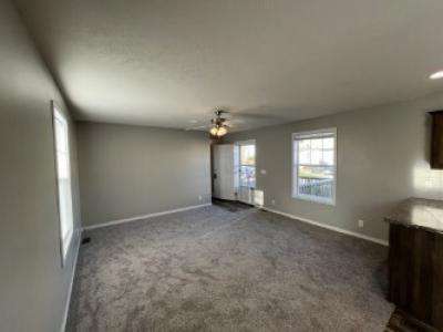 Photo 5 of 29 of home located at 10610 East St Rt 762 #127 #127B Lockbourne, OH 43137