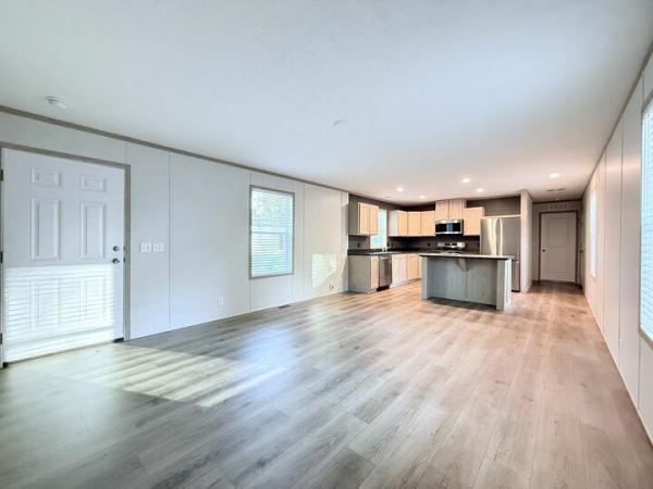 2025 Clayton-Wakarusa Mobile Home