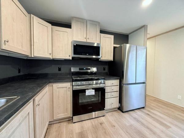 2025 Clayton-Wakarusa Mobile Home