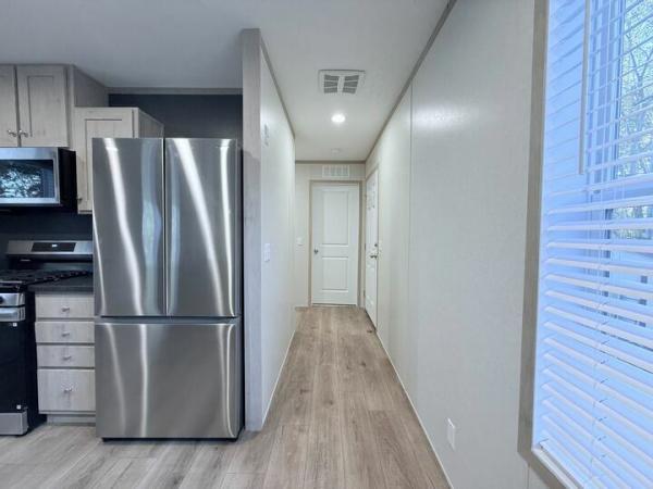 2025 Clayton-Wakarusa Mobile Home