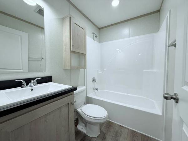 2025 Clayton-Wakarusa Mobile Home