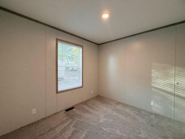 2025 Clayton-Wakarusa Mobile Home