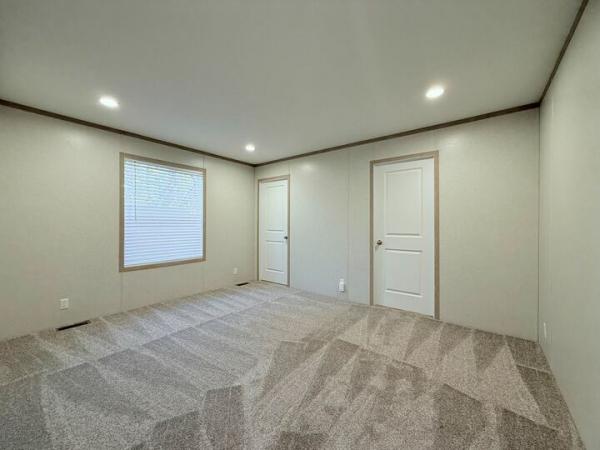 2025 Clayton-Wakarusa Mobile Home