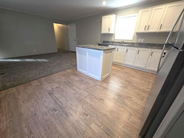 2021 Champion - Topeka Mobile Home