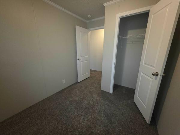 2021 Champion - Topeka Mobile Home