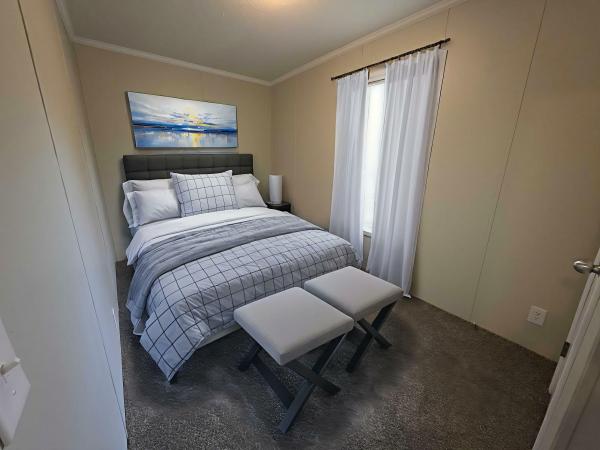 2021 Champion - Topeka Mobile Home