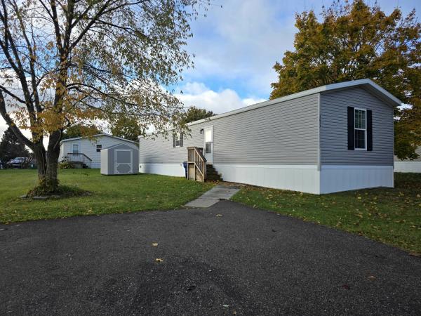 2021 Champion - Topeka Mobile Home