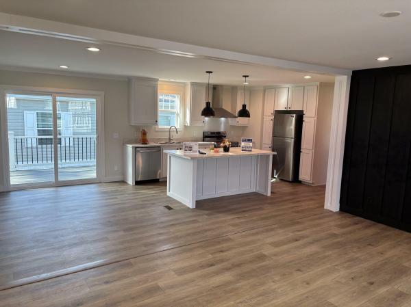 Photo 1 of 2 of home located at 1203 Moultrie Road, Lot 9 Albany, GA 31705