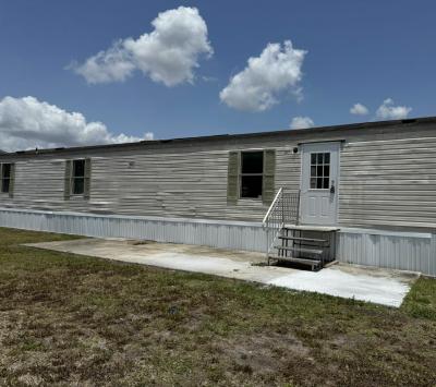 Mobile Home at 119 Lakeside Garden Circle Lake Wales, FL 33859