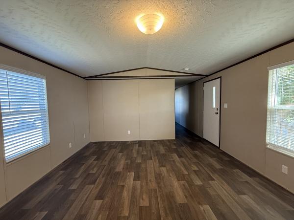 2022 97TRS14663AH22S  Home