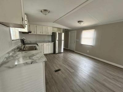 Photo 3 of 15 of home located at 5716 Heather View Fort Wayne, IN 46818