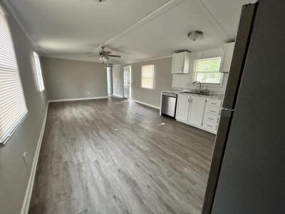 Photo 4 of 15 of home located at 5716 Heather View Fort Wayne, IN 46818