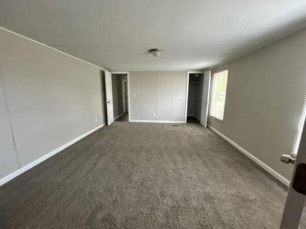 2000 Fleetwood Manufactured Home