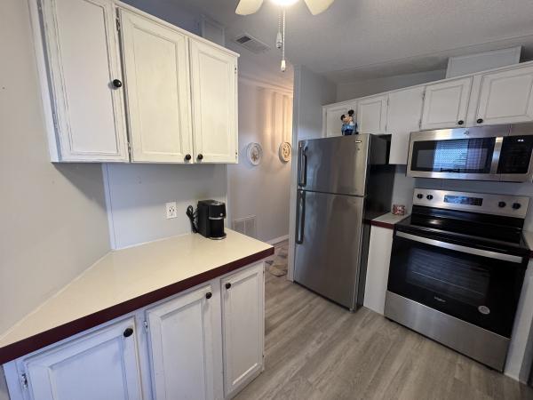 1992 FLEE Mobile Home For Sale