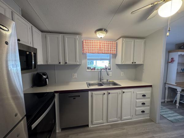 1992 FLEE Mobile Home For Sale