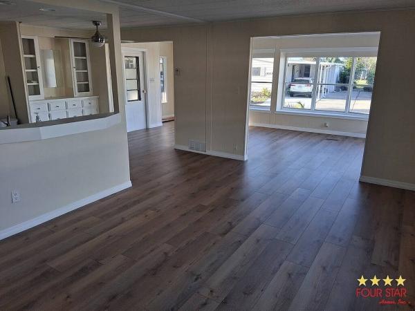 1981 Twin Mobile Home For Sale