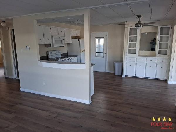 1981 Twin Mobile Home For Sale