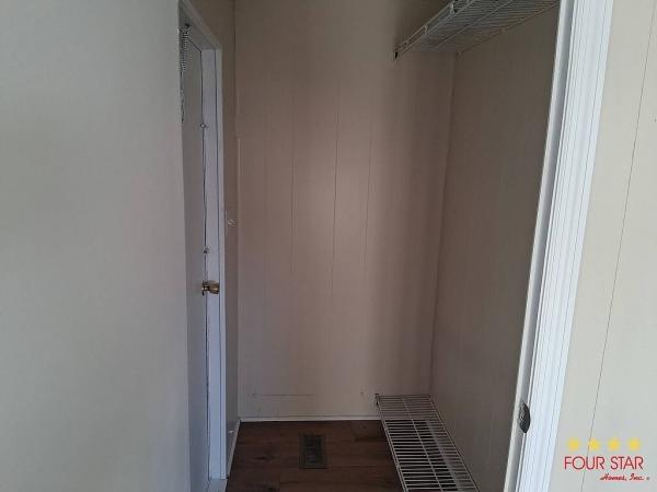1981 Twin Mobile Home For Sale