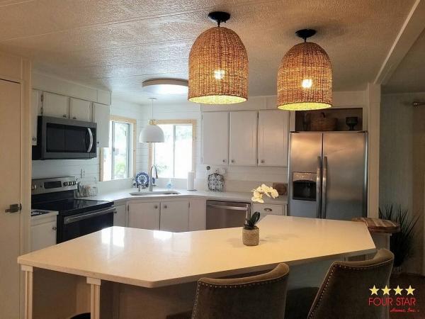 1982 SKYL Mobile Home For Sale