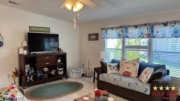 1990 FLEE Mobile Home For Sale