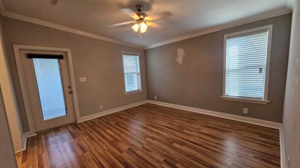 2015  Mobile Home For Sale
