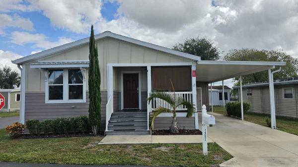 2015  Mobile Home For Sale