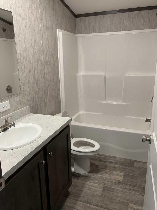 2025 Colony Beacon Prestige- 550BP99999S Manufactured Home