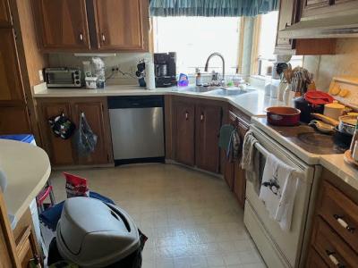 Photo 4 of 21 of home located at 100 Hampton Rd #275 Clearwater, FL 33759