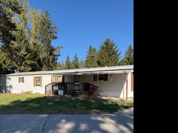 Photo 1 of 2 of home located at 39 Evergreen Dr Saint Louis, MI 48880