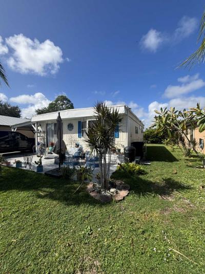 Photo 2 of 12 of home located at 3 Cortez Ln Port St Lucie, FL 34952