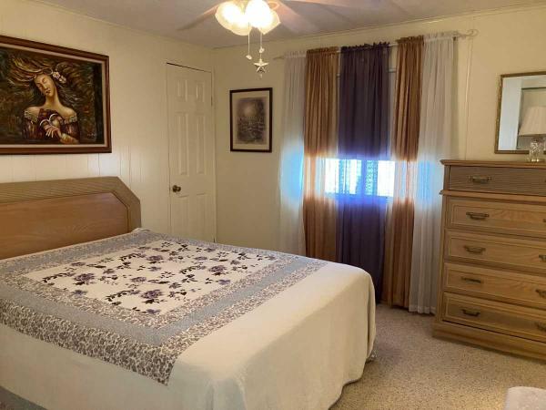 1985 Manufactured Home