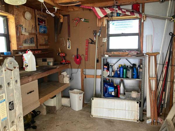 1985 Manufactured Home