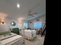 1998 Skyline Oak LTD 9700-CT Manufactured Home