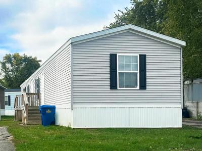Mobile Home at 314 Shady Brook Heights Greenwood, IN 46142