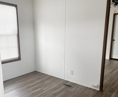 Photo 4 of 7 of home located at 707 Feldman Dr. Lot T003 Lincoln, IL 62656