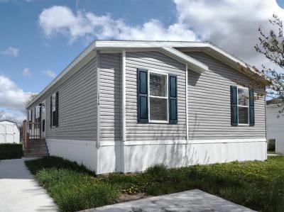 Mobile Home at 1212 Briar Patch Ln Lot 67 Burton, MI 48529