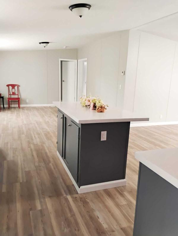 2020  Mobile Home For Sale