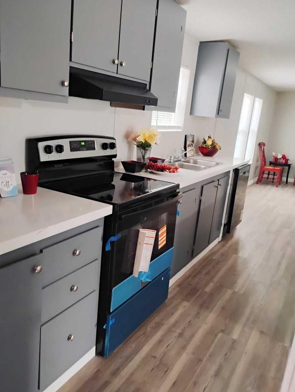 2020  Mobile Home For Sale