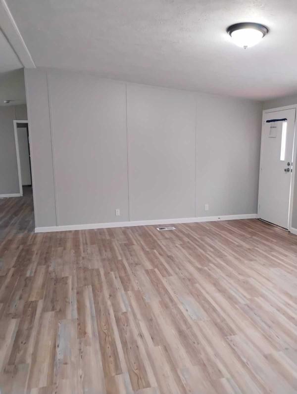 2020  Mobile Home For Sale