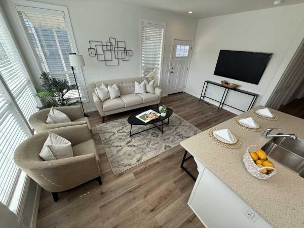 2025 AMBER COVE 67 S4699 23 Manufactured Home